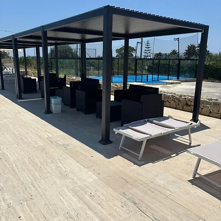 מלון Armonia Noto Marina Relais 3*